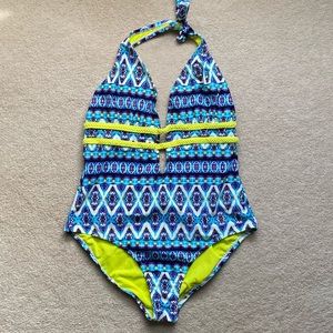 Jessica Simpson bathing suit